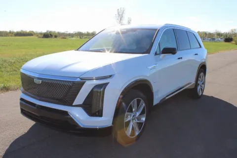 Another view of 2026 Cadillac VISTIQ Luxury for sale in Carroll, OH at Braden Cadillac GMC