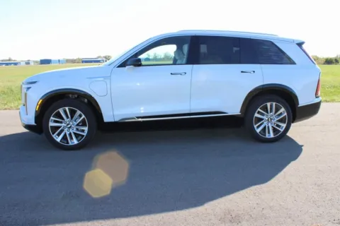 More photos of 2026 Cadillac VISTIQ Luxury at Braden Cadillac GMC, OH