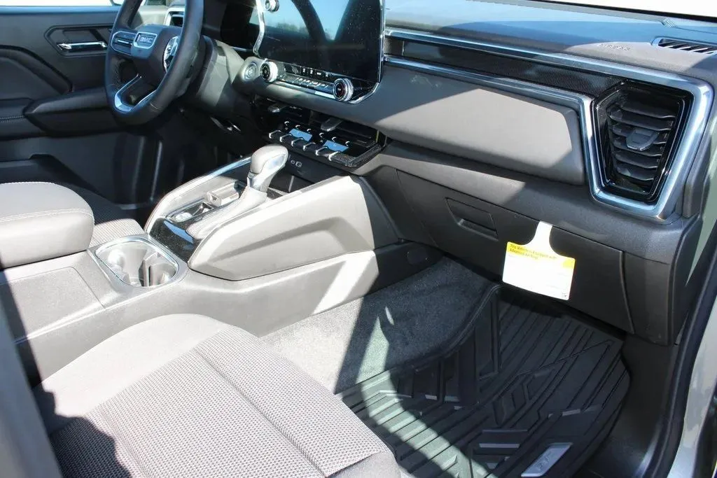 2026 GMC Canyon Elevation - Photo 19