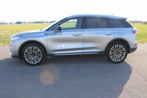 More photos of 2021 Lincoln Corsair Reserve at Braden Cadillac GMC, OH