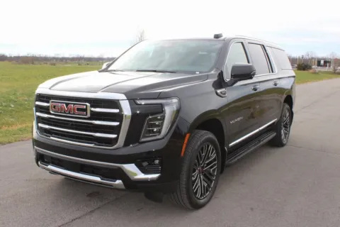 Another view of 2026 GMC Yukon XL Elevation for sale in Carroll, OH at Braden Cadillac GMC