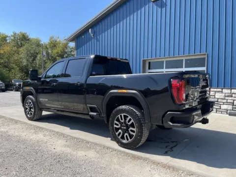 More photos of 2023 GMC Sierra 2500HD AT4 at Braden Cadillac GMC, OH