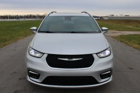 Photos of 2022 Chrysler Pacifica Pinnacle for sale in Carroll, OH at Braden Cadillac GMC