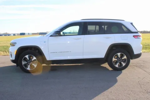 More photos of 2024 Jeep Grand Cherokee 4xe at Braden Cadillac GMC, OH