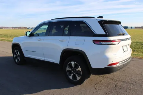 More photos of 2024 Jeep Grand Cherokee 4xe at Braden Cadillac GMC, OH