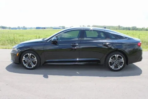 More photos of 2021 Kia K5 EX at Braden Cadillac GMC, OH