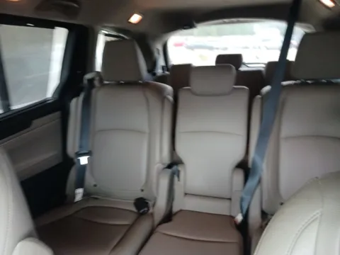 More photos of 2018 Honda Odyssey Touring at AUTOLAND, FL