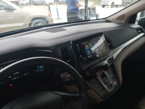 More photos of 2018 Honda Odyssey Touring at AUTOLAND, FL