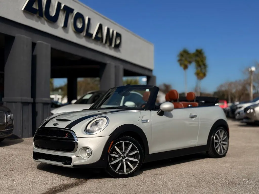 2018 MINI Cooper S's photo