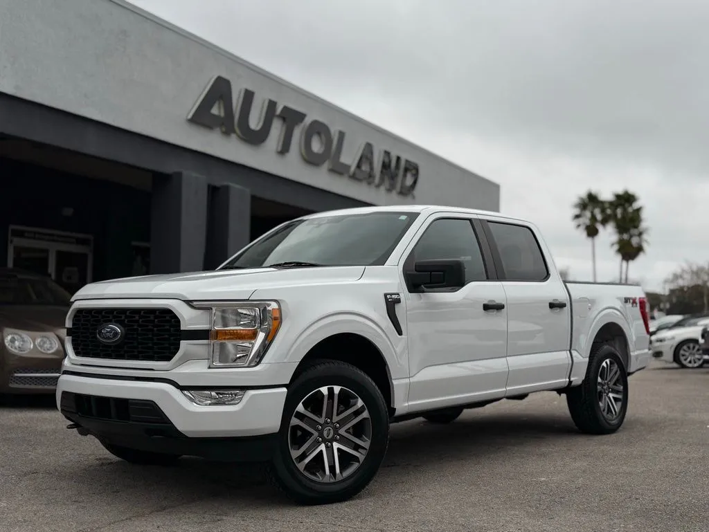 2021 Ford F-150 XL's photo