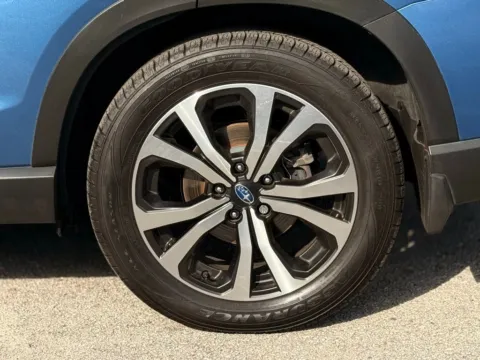 More photos of 2023 Subaru Forester Limited at AUTOLAND, FL