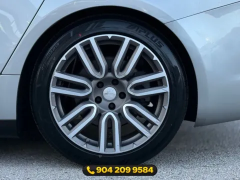 More photos of 2018 Maserati Ghibli at AUTOLAND, FL