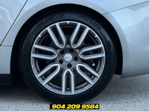 More photos of 2018 Maserati Ghibli at AUTOLAND, FL