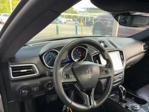 More photos of 2018 Maserati Ghibli at AUTOLAND, FL