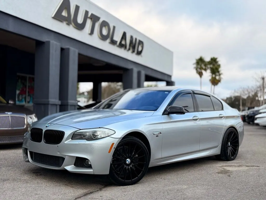2013 BMW 5 Series 550i's photo