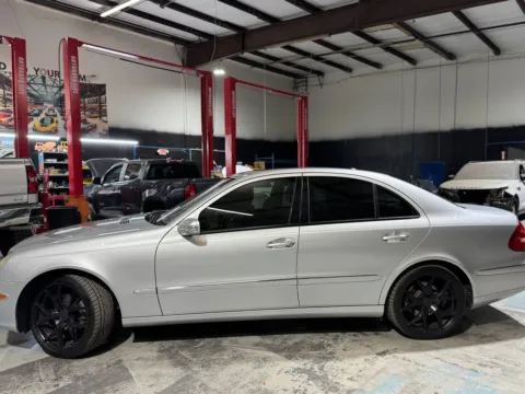 More photos of 2006 Mercedes-Benz E-Class E 350 at AUTOLAND, FL