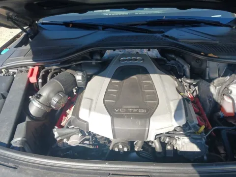 More photos of 2016 Audi A8 L 3.0T at AUTOLAND, FL