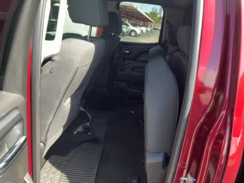 More photos of 2016 GMC Sierra 1500 SLE at AUTOLAND, FL