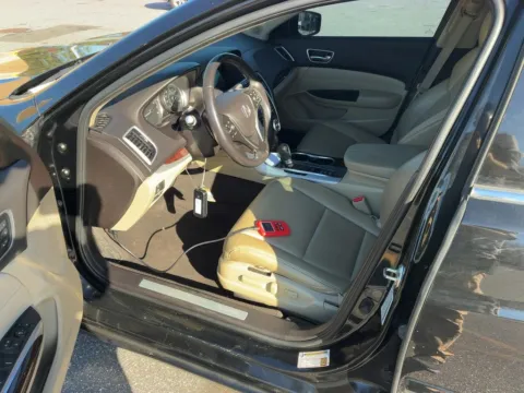 More photos of 2019 Acura TLX 2.4L at AUTOLAND, FL