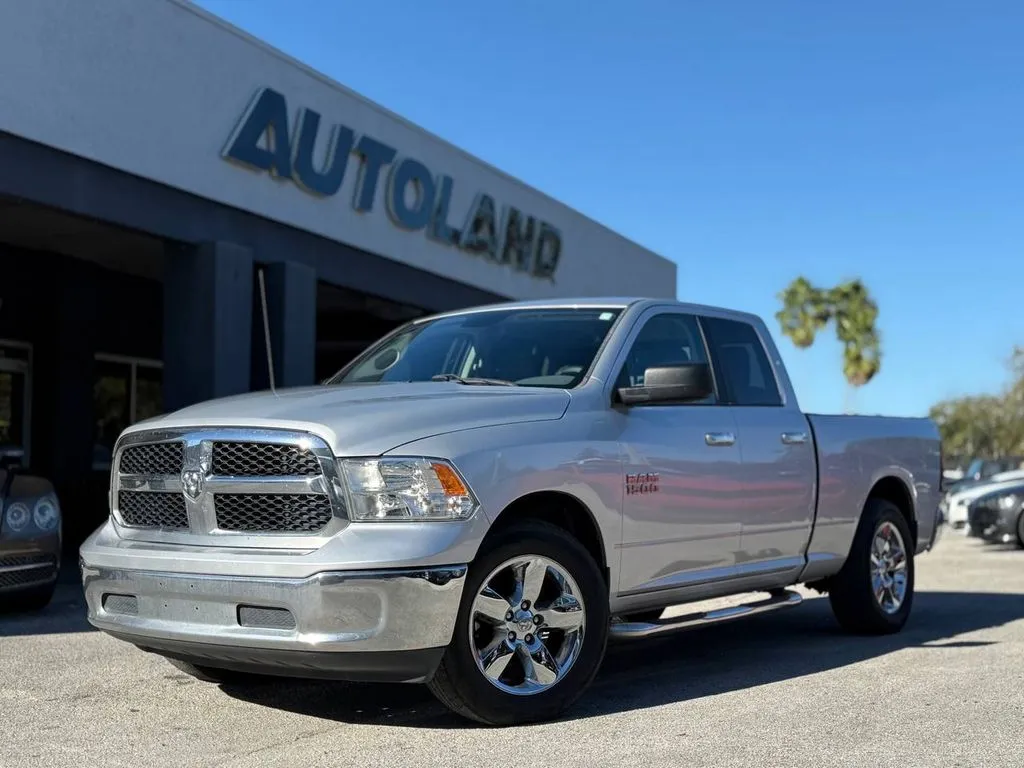 2017 RAM Ram 1500 Pickup SLT
