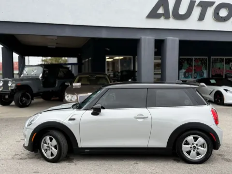 More photos of 2014 MINI Cooper at AUTOLAND, FL