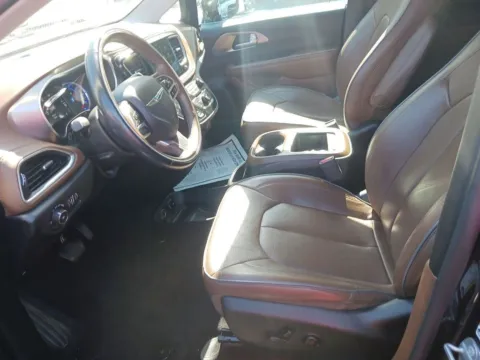 Another view of 2018 Chrysler Pacifica Hybrid Limited for sale in Jacksonville, FL at AUTOLAND