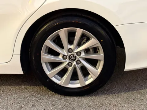 More photos of 2022 Toyota Camry LE at AUTOLAND, FL