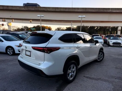 Another view of 2021 Toyota Highlander LE for sale in Jacksonville, FL at AUTOLAND