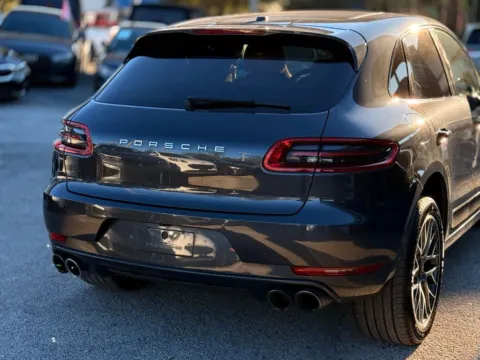 More photos of 2018 Porsche Macan S at AUTOLAND, FL