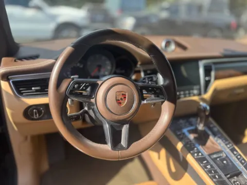 More photos of 2018 Porsche Macan S at AUTOLAND, FL