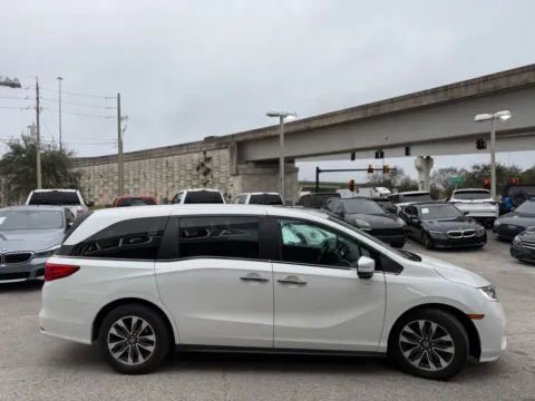 More photos of 2021 Honda Odyssey EX-L at AUTOLAND, FL