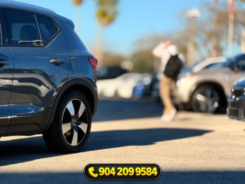 Photos of 2020 Volvo XC40 Momentum for sale in Jacksonville, FL at AUTOLAND