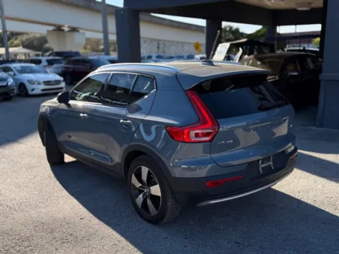 Another view of 2020 Volvo XC40 Momentum for sale in Jacksonville, FL at AUTOLAND