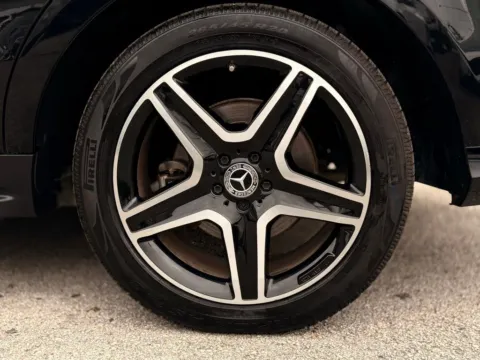 More photos of 2018 Mercedes-Benz GLE 350 at AUTOLAND, FL