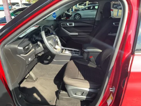 More photos of 2021 Ford Explorer XLT at AUTOLAND, FL