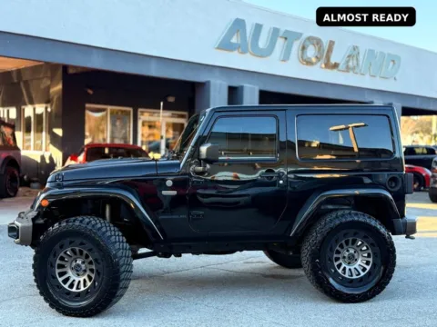 More photos of 2017 Jeep Wrangler 75th Anniversary Edition at AUTOLAND, FL