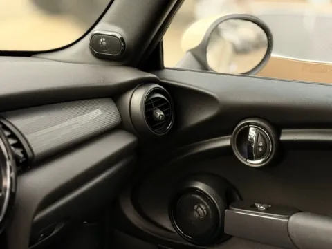 More photos of 2017 MINI Cooper at AUTOLAND, FL