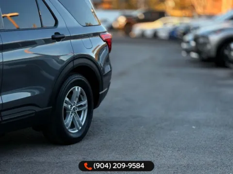 Photos of 2022 Ford Explorer for sale in Jacksonville, FL at AUTOLAND