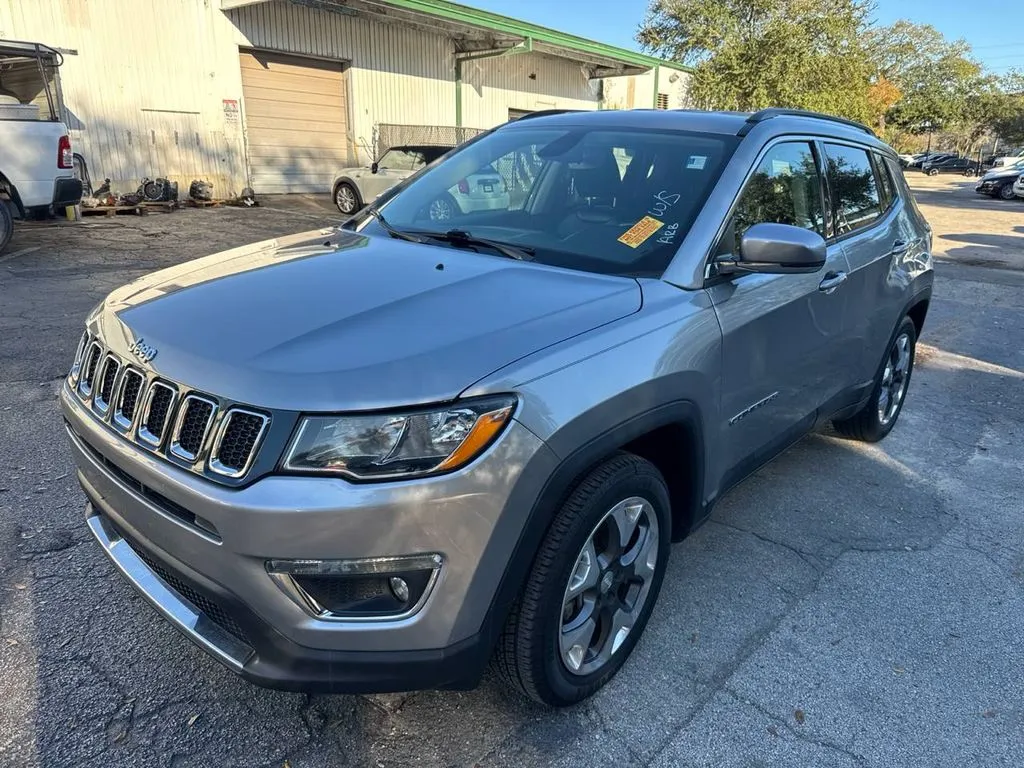 Silver 2020 Jeep Compass Limited for sale in Jacksonville, FL