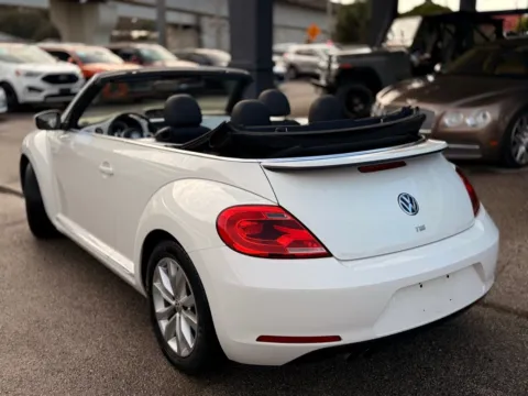 More photos of 2014 Volkswagen Beetle 2.0 TDI at AUTOLAND, FL