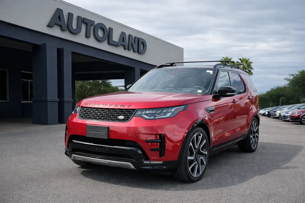 Red 2017 Land Rover Discovery HSE Luxury for sale in Jacksonville, FL