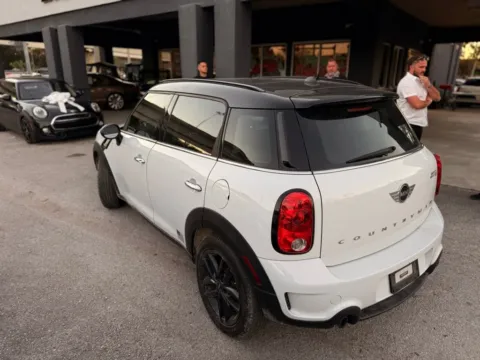 More photos of 2016 MINI Cooper S Countryman at AUTOLAND, FL
