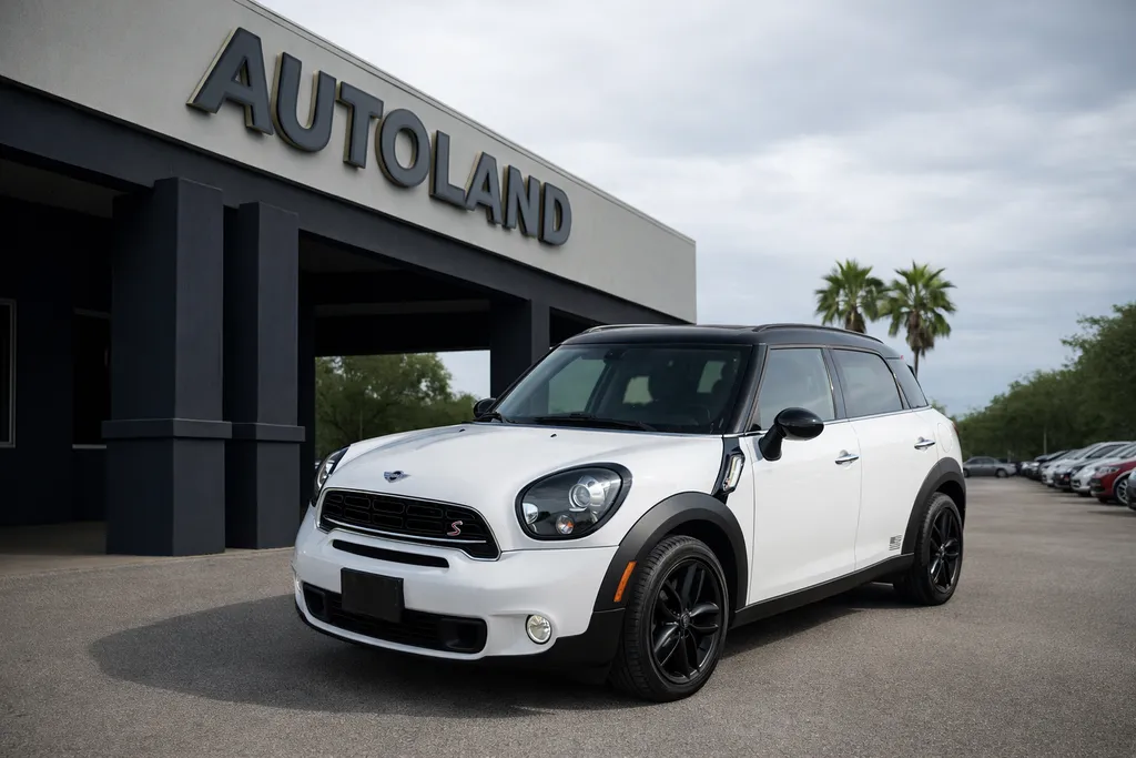 White 2016 MINI Cooper S Countryman for sale in Jacksonville, FL