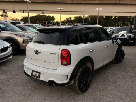 More photos of 2016 MINI Cooper S Countryman at AUTOLAND, FL