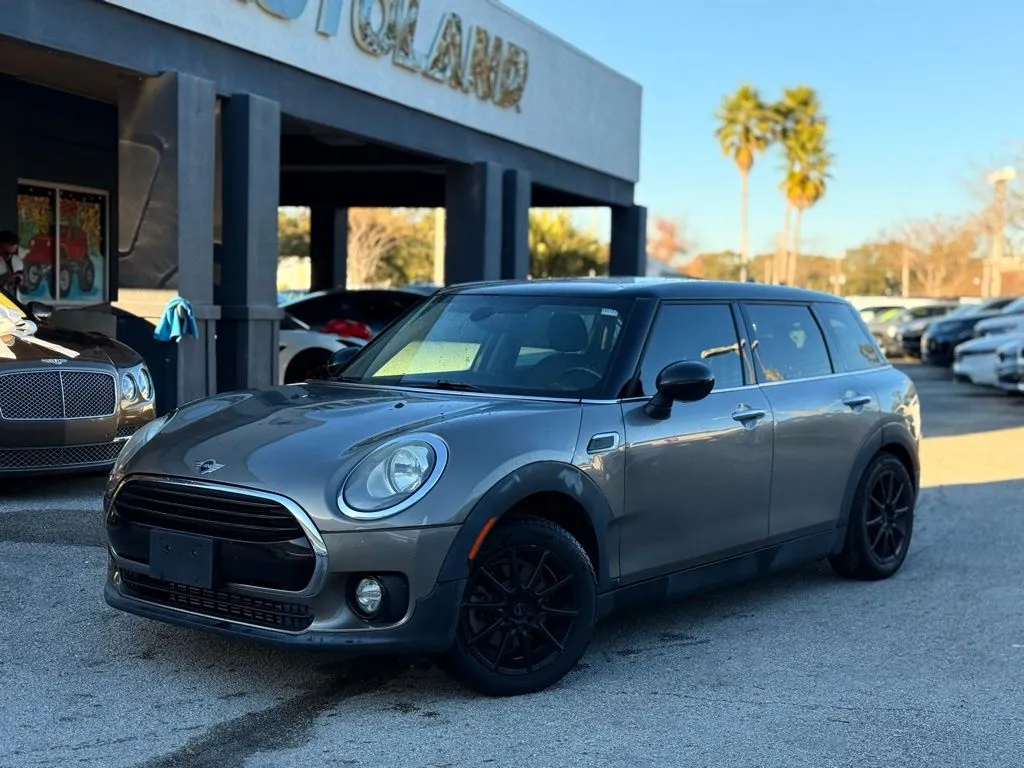 2016 MINI Clubman Base's photo