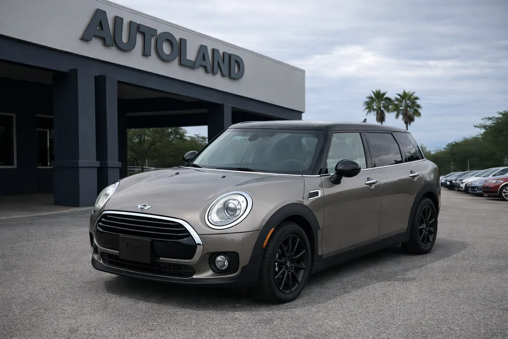 Silver 2016 MINI Cooper Clubman for sale in Jacksonville, FL