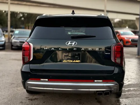 More photos of 2024 Hyundai Palisade Calligraphy at AUTOLAND, FL