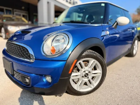 Photos of 2013 MINI Cooper S for sale in Jacksonville, FL at AUTOLAND