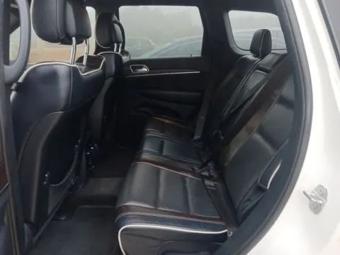 Photos of 2017 Jeep Grand Cherokee Overland for sale in Jacksonville, FL at AUTOLAND