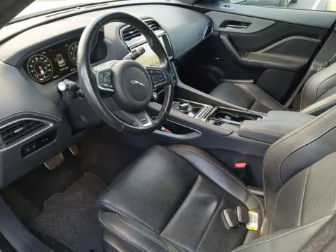 More photos of 2019 Jaguar F-PACE S at AUTOLAND, FL